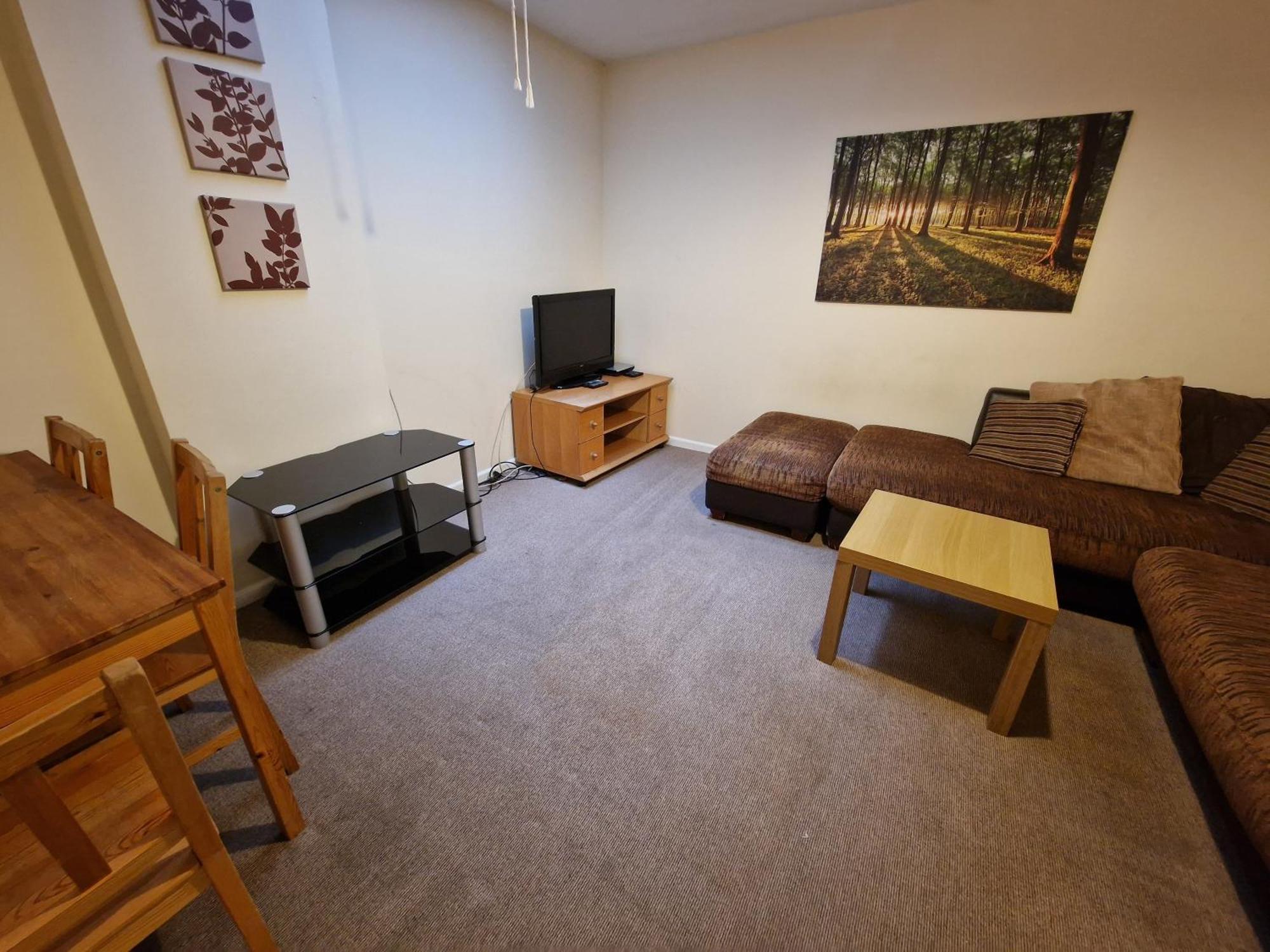 Portsmouth Road A Hotel Southampton Bagian luar foto